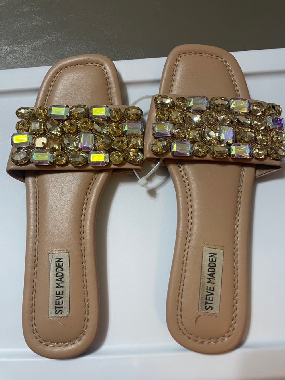 Steve Madden Blush Tan Jeweled Slide Sandals worn once Sz. 9